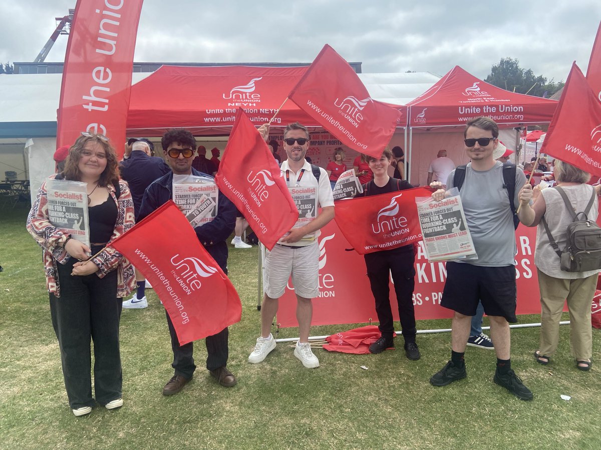 LivSocialists's tweet photo. Last Saturday members of Liverpool branches attended Durham Miners Gala

We discussed with fellow trade unionists on the way forward for the working class, noticing many already see the weaknesses of Andy Burnham. Over 200 papers sold alongside meeting new potential recruits! https://t.co/GHaOwh8TbD