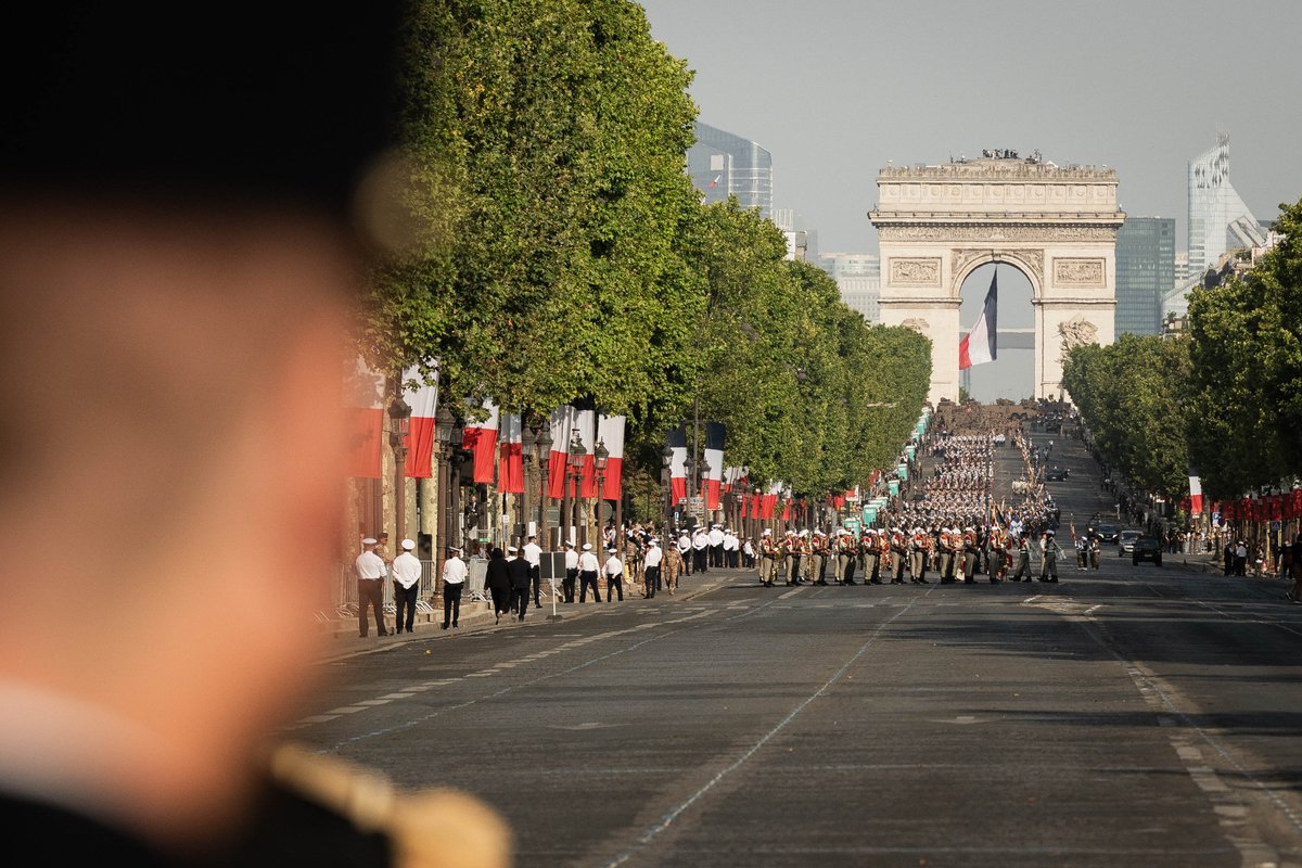 _OrbanAnita's tweet photo. On France’s National Day, we send our best wishes on behalf of the Hungarian people to our French friends and partners. Thank you for the invitation!

Joyeux 14 Juillet! 🇫🇷

#bastilleday #14juillet https://t.co/CUNaPPaRqz