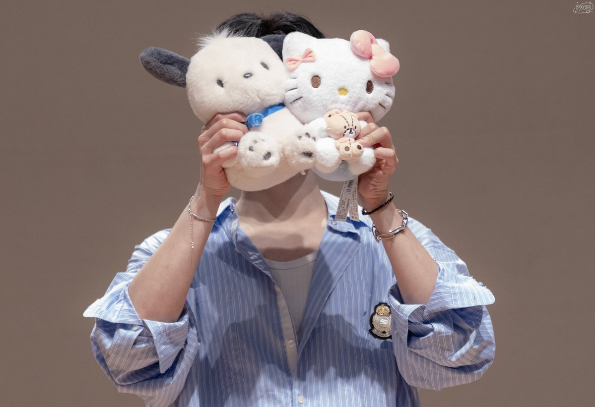 퓨로 tweet media