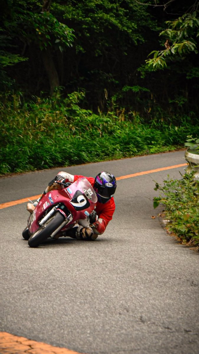 Kyabukun's tweet photo. ホームでお気に入りの一枚を撮っていただきました✨#ミニバイク #nsr50 #2stroke https://t.co/fpe4a5udCC