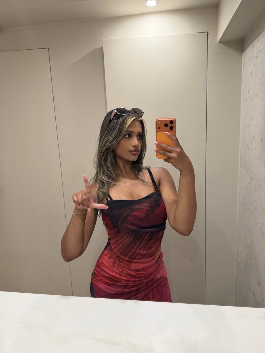 rina tweet media