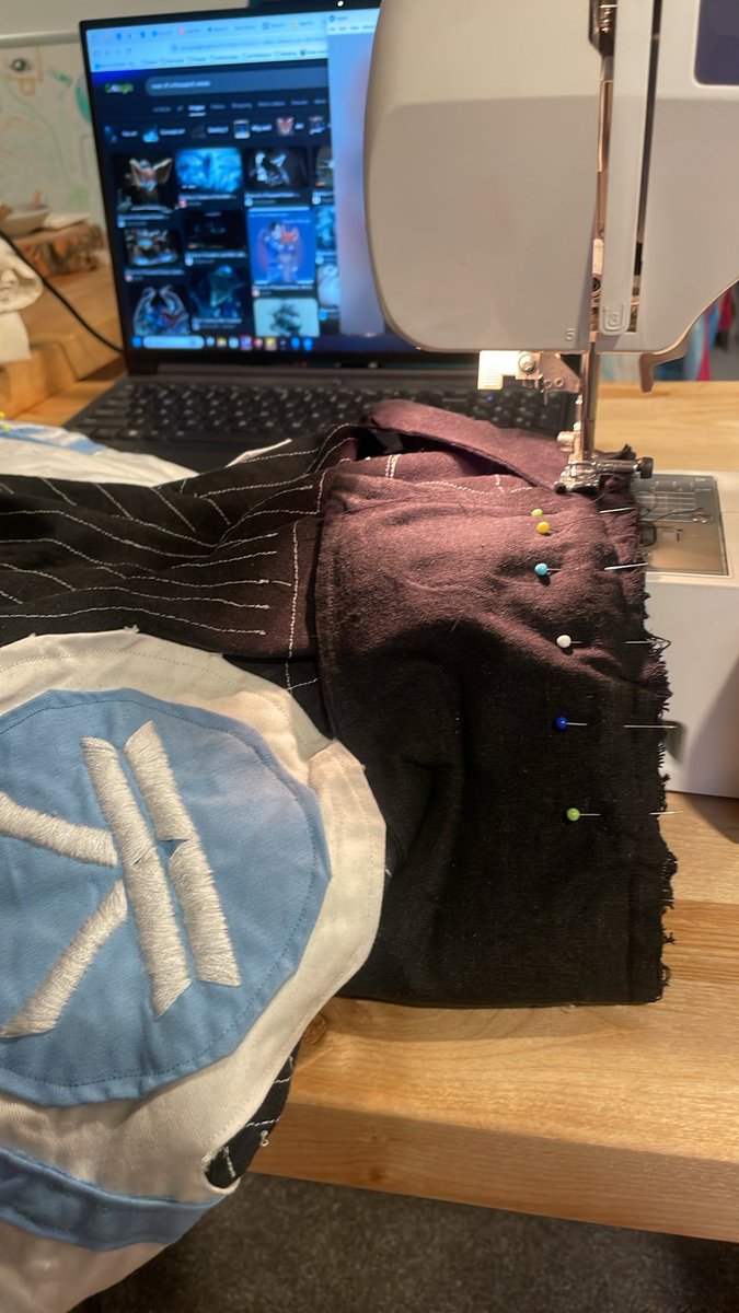 Silver_Siphon's tweet photo. S e w i n g
#destiny2cosplay #destiny2 https://t.co/mTOQkQBZE6