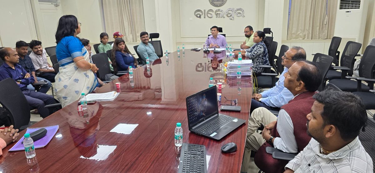 DMBaleshwar's tweet photo. DLPAC meeting regarding choosing Agency for skill development training of PwDs was conducted in the conference hall, Collectorate, Baleshwar under the chairmanship of Collector, Baleshwar.All members of DLPAC and 10 nos of agencies participated  in the meeting.
@SSEPD2 https://t.co/6mMmFdSEzi