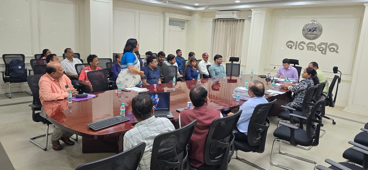 DMBaleshwar's tweet photo. DLPAC meeting regarding choosing Agency for skill development training of PwDs was conducted in the conference hall, Collectorate, Baleshwar under the chairmanship of Collector, Baleshwar.All members of DLPAC and 10 nos of agencies participated  in the meeting.
@SSEPD2 https://t.co/6mMmFdSEzi