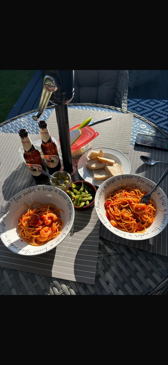 Bomberlock64's tweet photo. Tonight’s tea Prawn n chorizo pasta few extras and a few beers have a great night you beautiful people ❤️😎☀️🍸🍺 https://t.co/GUYjrGxqBe