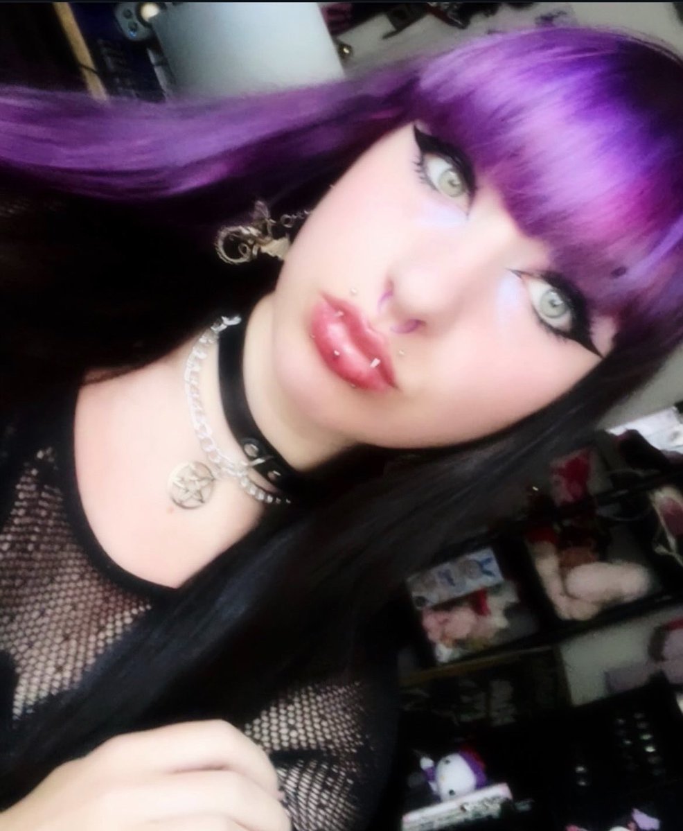 acid bath princess🦴🖤 tweet media