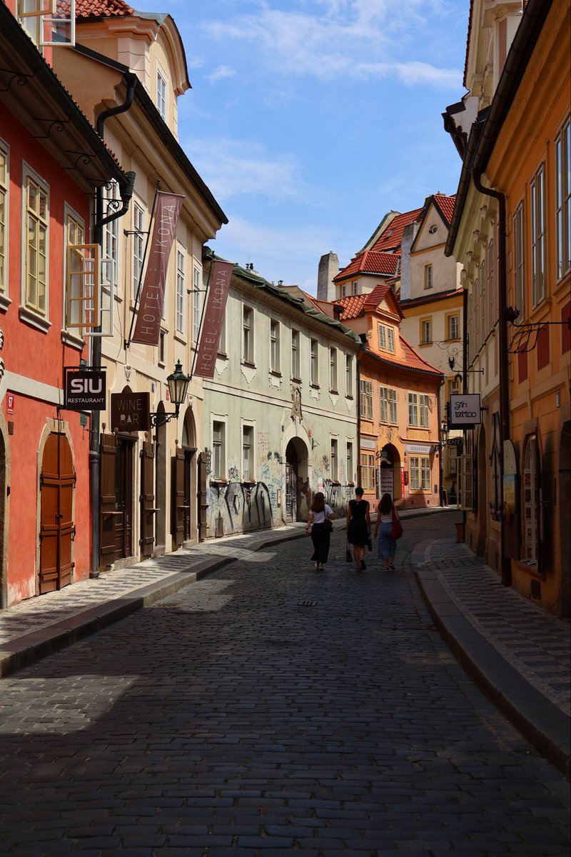 MrSeaBeans's tweet photo. Prague is cool https://t.co/nzJJQEfCAs