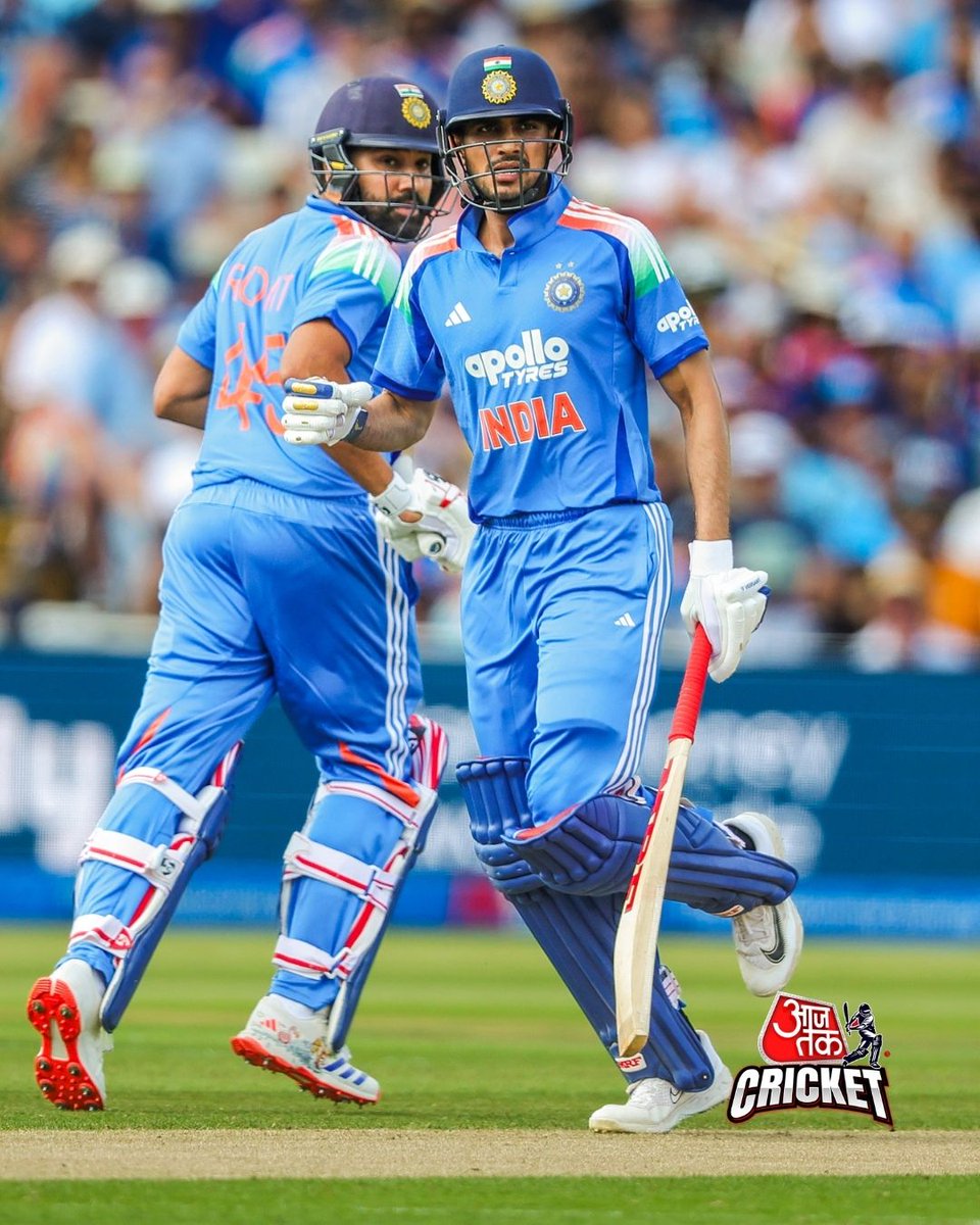 aajtak's tweet photo. ऑलराउंडर 'बापू' के सामने अंग्रेज पस्त, एजबेस्टन ODI में भारत की 6 विकेट से जीत, गिल-सुंदर बल्ले से चमके

भारत और इंग्लैंड के बीच 3 वनडे मैचों की सीरीज का पहला मैच मंगलवार (14 जुलाई) को बर्म‍िंघम के एजबेस्टन में हुआ. जिसे भारतीय टीम ने 6 विकेट से अपने नाम किया, इस मुकाबले में भारतीय टीम के जीत के सबसे बड़े हीरो अक्षर पटेल रहे. ज‍िन्होंने गेंद और बल्ले दोनों से कमाल दिखाया. रनचेज में शुभमन ग‍िल और वॉश‍िंगटन सुंदर ने भी शानदार पार‍ियां खेलीं.

#TeamIndia | #INDvsENG | #ODI | #ShubmanGill | #ShreyasIyer | #AajTakSocial | #ATCard