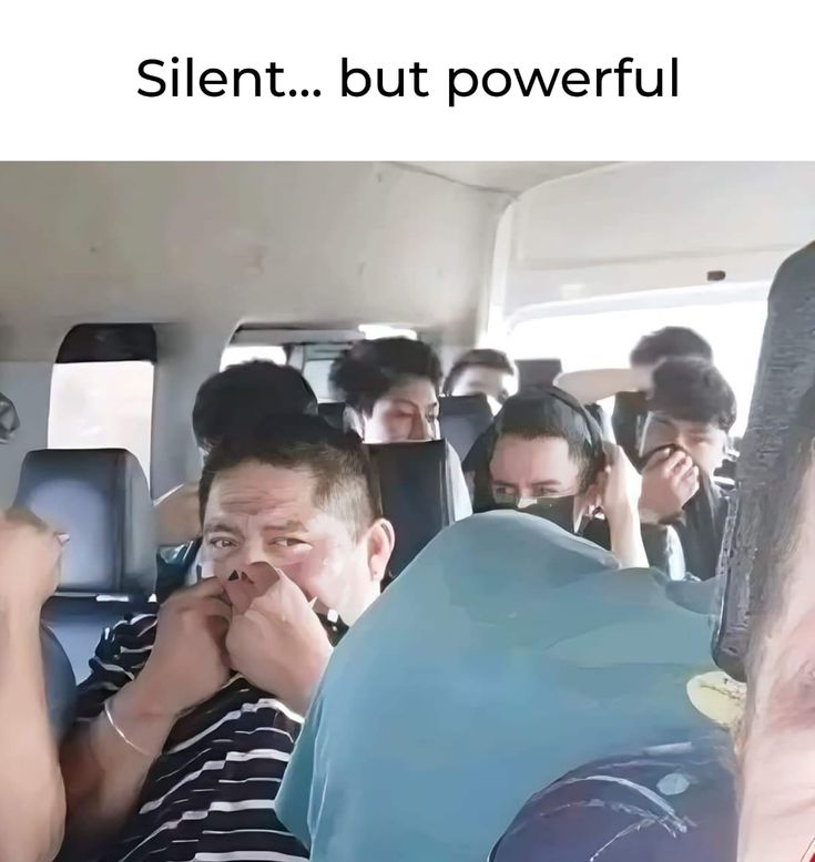 sammy_king1284's tweet photo. That moment when everyone's on the same page 😅😂 https://t.co/HGvej9RB4W