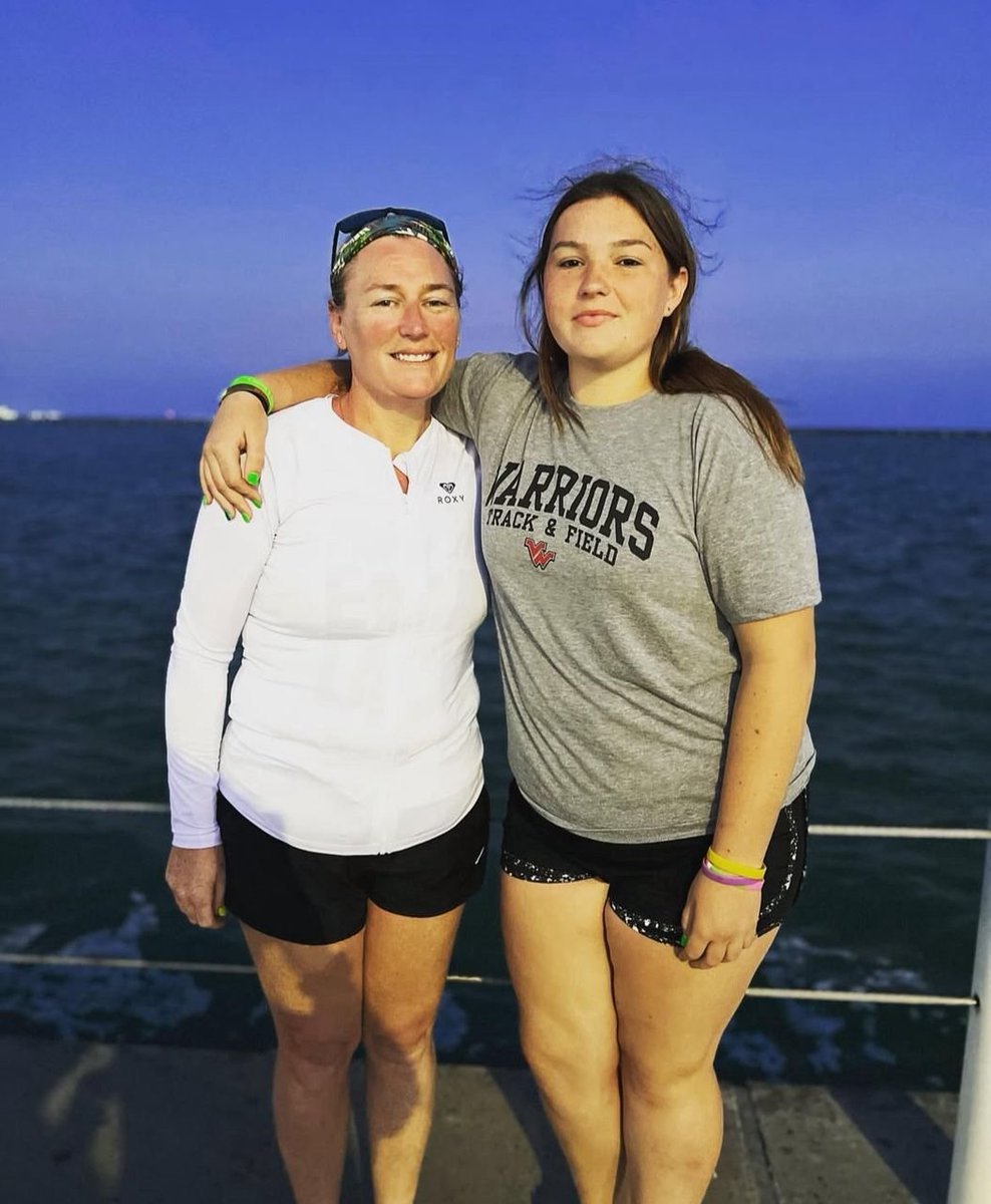 TiffanyCulton's tweet photo. Love you sis❤️❤️🦋🎉 https://t.co/QzBJ8qjAdh