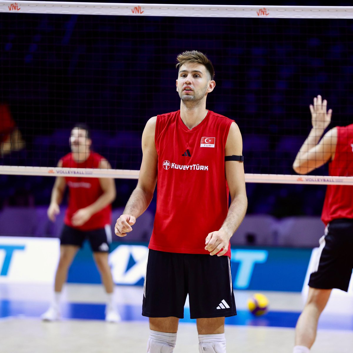 Türkiye Voleybol Federasyonu tweet media