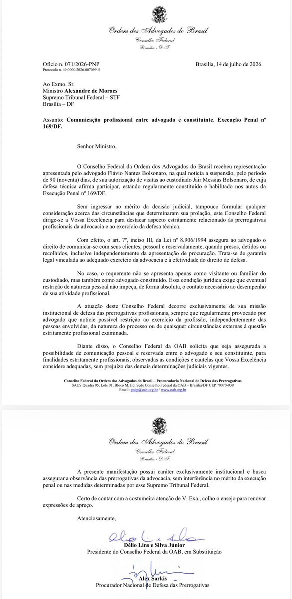 lordivan22's tweet photo. Brasil 🇧🇷: A OAB em nota pede que Moraes autorize Flávio a visitar o seu pai Jair Bolsonaro enfatizando a condição de advogado que o senador ocupa. https://t.co/kNEG3I1Q5a