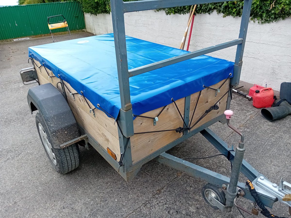 ClonmelCovers's tweet photo. Because Trailer Covers Come in many shapes and sizes,All Clonmel Covers  Trailer Covers are made to measure!

#ClonmelCovers #CustomMade #TrailerCovers #UniqueDesigns #TruckAccessories #QualityCraftsmanship #TailoredSolutions #CoverYourTrailer 🚛✨ https://t.co/36B8VvTFOG