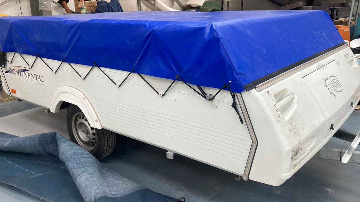 ClonmelCovers's tweet photo. Because Trailer Covers Come in many shapes and sizes,All Clonmel Covers  Trailer Covers are made to measure!

#ClonmelCovers #CustomMade #TrailerCovers #UniqueDesigns #TruckAccessories #QualityCraftsmanship #TailoredSolutions #CoverYourTrailer 🚛✨ https://t.co/36B8VvTFOG