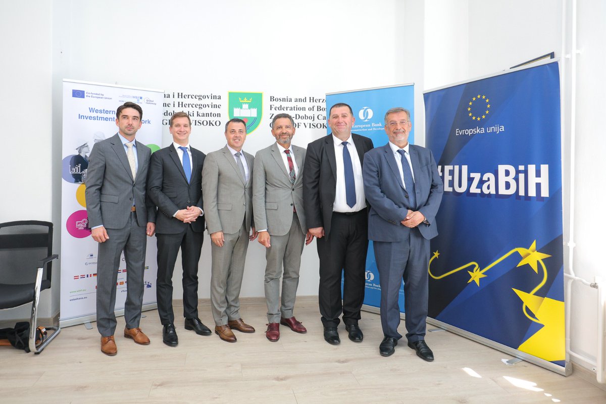 eubih's tweet photo. 5,000 citizens in Visoko will benefit from reliable access to drinking water thanks to a €1M grant from the EU thru #WBIF, plus support from @EBRD, bilateral donors &amp; City of Visoko. 

Today, contracts for the final phase of the Visoko Water Supply Project were signed! 

🇪🇺🤝🇧🇦 https://t.co/TW8L7SO18k