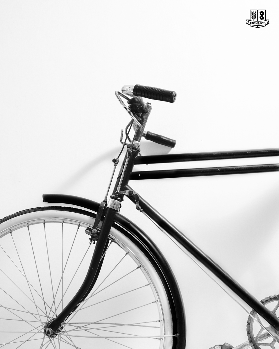 cityofsteinbach's tweet photo. If your bike is missing, you can contact the City of Steinbach at 204-346-6217 with a detailed description, a serial number, and/or identifying characteristics of the bike. 🚲

Found bikes can be brought to the City's Operations Building at 51 Millwork Drive. https://t.co/kqhXnIOU2L