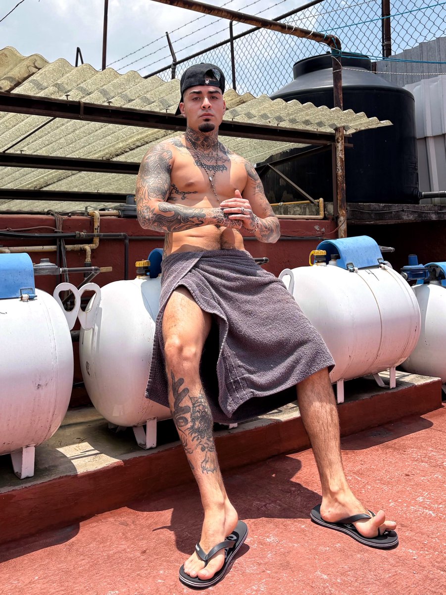 shitisnickbolt's tweet photo. Quién es tu crush ? 🤪🤙🏽🔥 https://t.co/DMGHSNyYy6