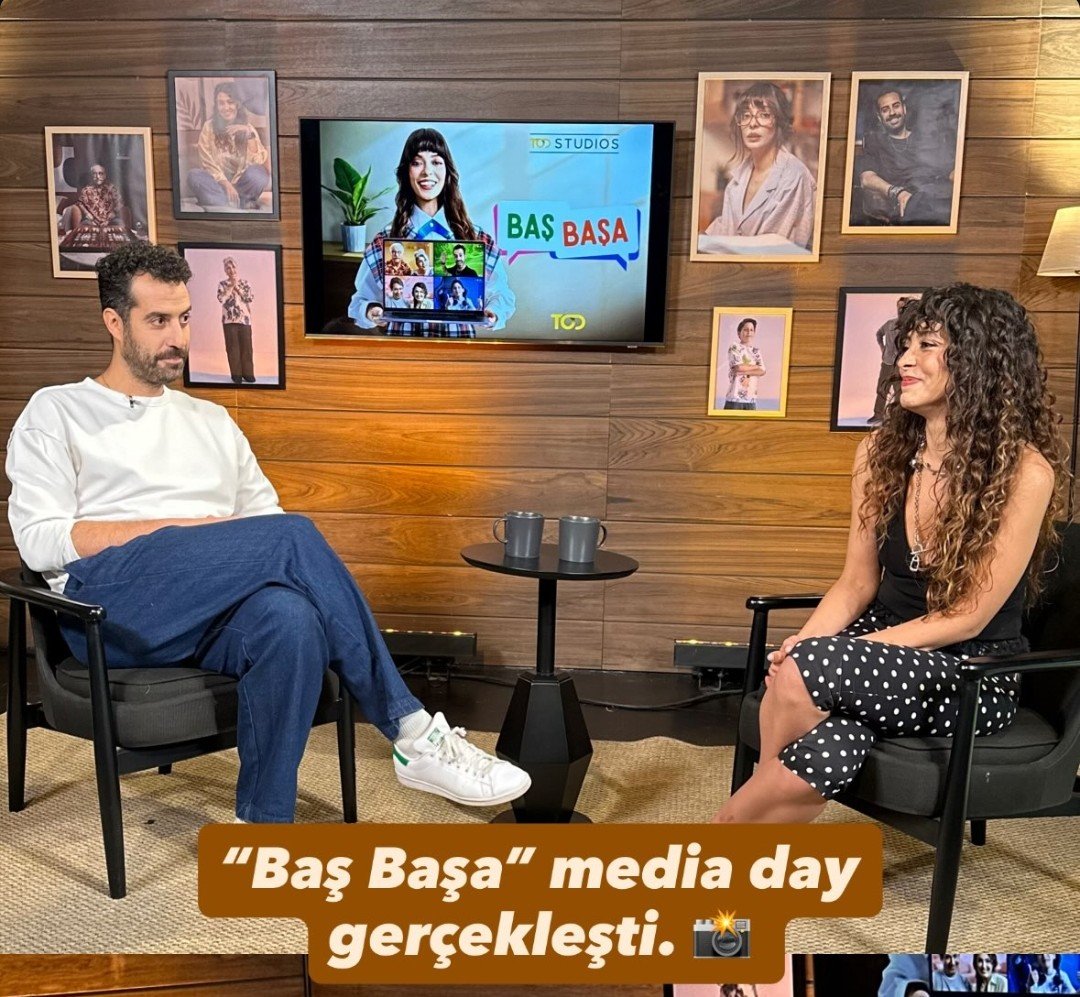 selinliklifc's tweet photo. Baş başa 🤍 #Başbaşa #SelinŞekerci 
#ÖzgünBayraktar #AliYoğurtçuoğlu https://t.co/aYqPO8ntkK