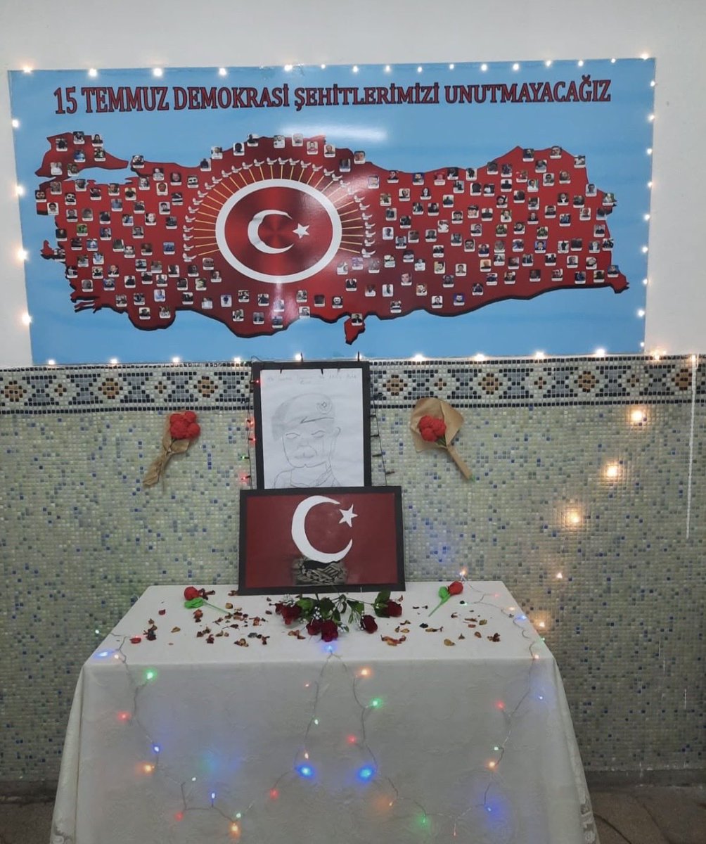 ilkokulkocatepe's tweet photo. Aziz şehitlerimizi rahmetle, kahraman gazilerimizi minnetle anıyor; birlik ve beraberliğimizin daim olmasını diliyoruz. #İradeBizim , #ZaferBizim ! #15Temmuz #DemokrasiveMilliBirlik Günü🇹🇷🇹🇷🇹🇷  @tcmeb @Yusuf__Tekin @mebtegm @MemAnkara @keciorenkymkm @KeciorenMEM https://t.co/yzAJVII9Uz