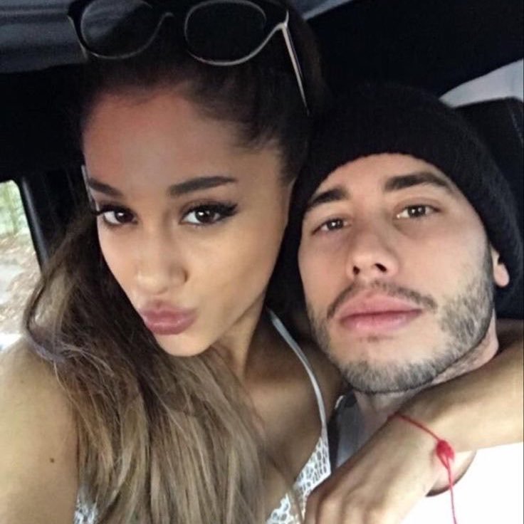 arianagrandebr's tweet photo. 🚨 MEUS PAIS! Ariana Grande e Ricky Alvarez estão JUNTOS, afirma fonte ao TMZ.

"nos disseram que eles estão indo com calma." https://t.co/DHSj7341sC