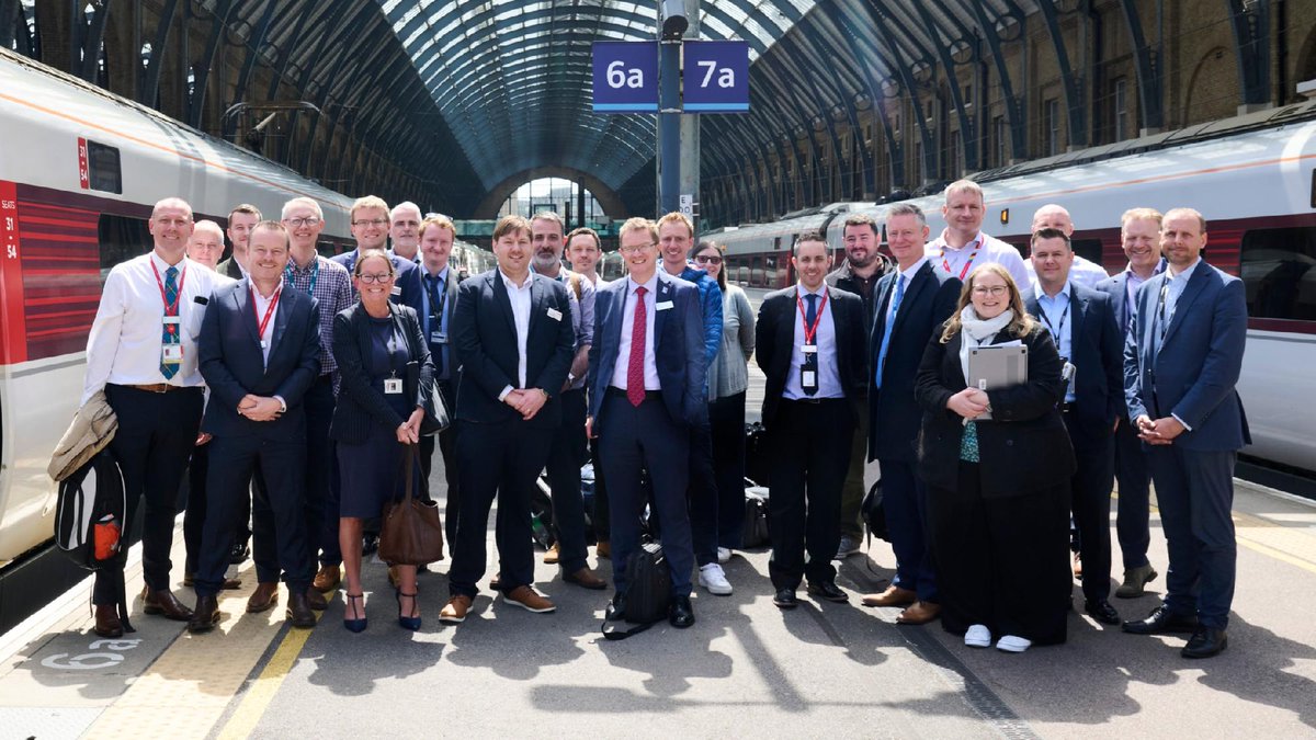 Network Rail tweet media
