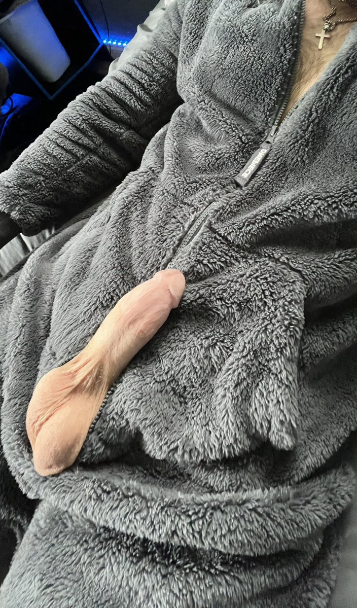thatnewfinesse's tweet photo. Who knew they made onesies this tall? 😝

#bwc #bigdick #bi #pajamas #teen #legalteen #nsfw #nsfwtwt #seller https://t.co/31a8q4D5BH