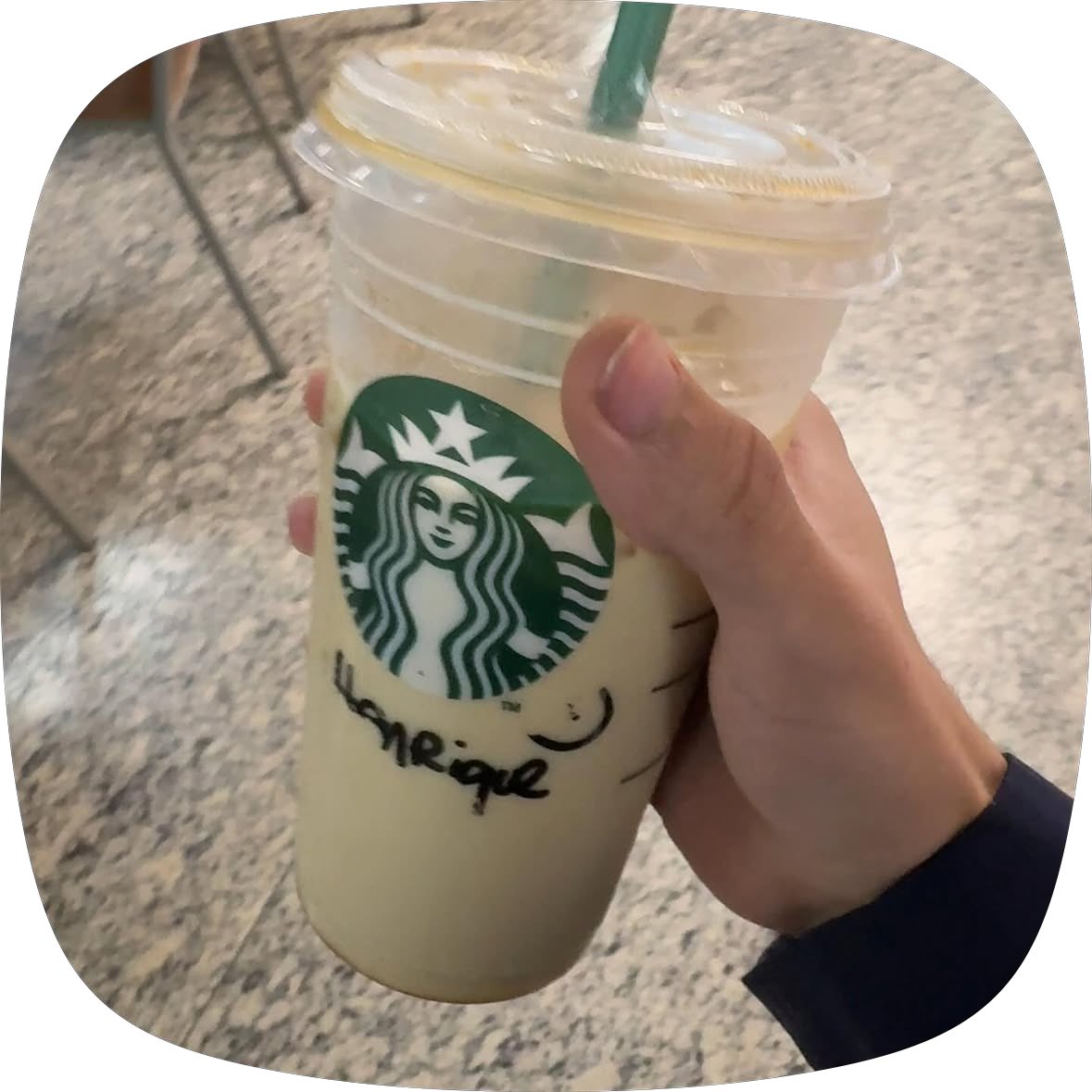 JustMaladjusted's tweet photo. @Starbucks 

#PreferidaStarbucks 

GRU https://t.co/1fhH9tOEnl