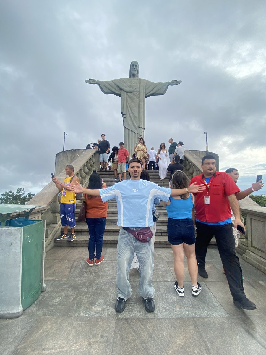 rogeroxx's tweet photo. Foi um prazer, Rj https://t.co/InYxm7lQHe