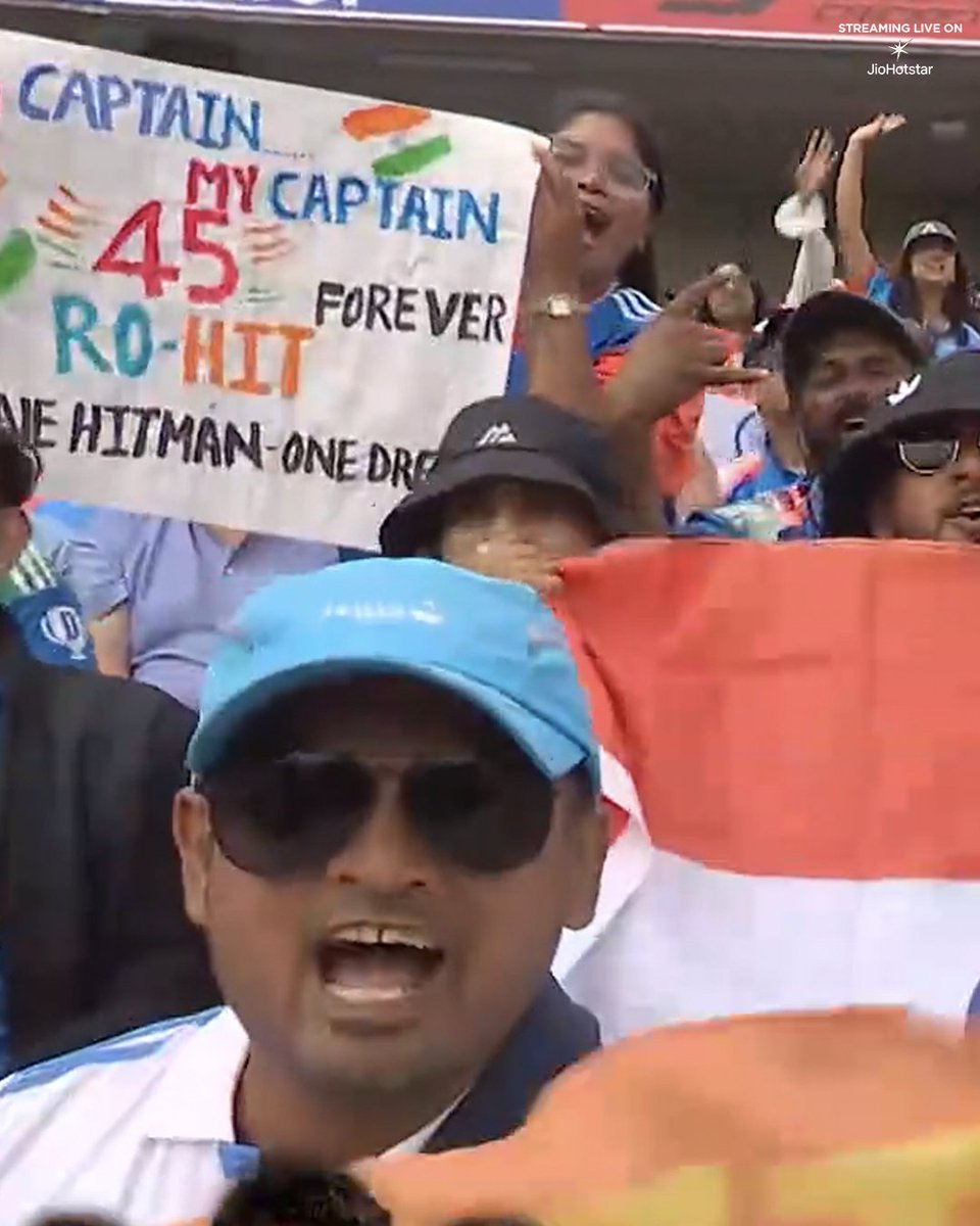 StarSportsIndia's tweet photo. A sea of blue. Loud chants. Unmatched passion 💙🇮🇳

The Blue Army turned Edgbaston into a home away from home🏏🙌

Up next ➡️ #ENGvIND 2nd ODI 👉 THU, 16th JULY, 4:30 PM on JioHotstar! https://t.co/iAwI6FOZWa