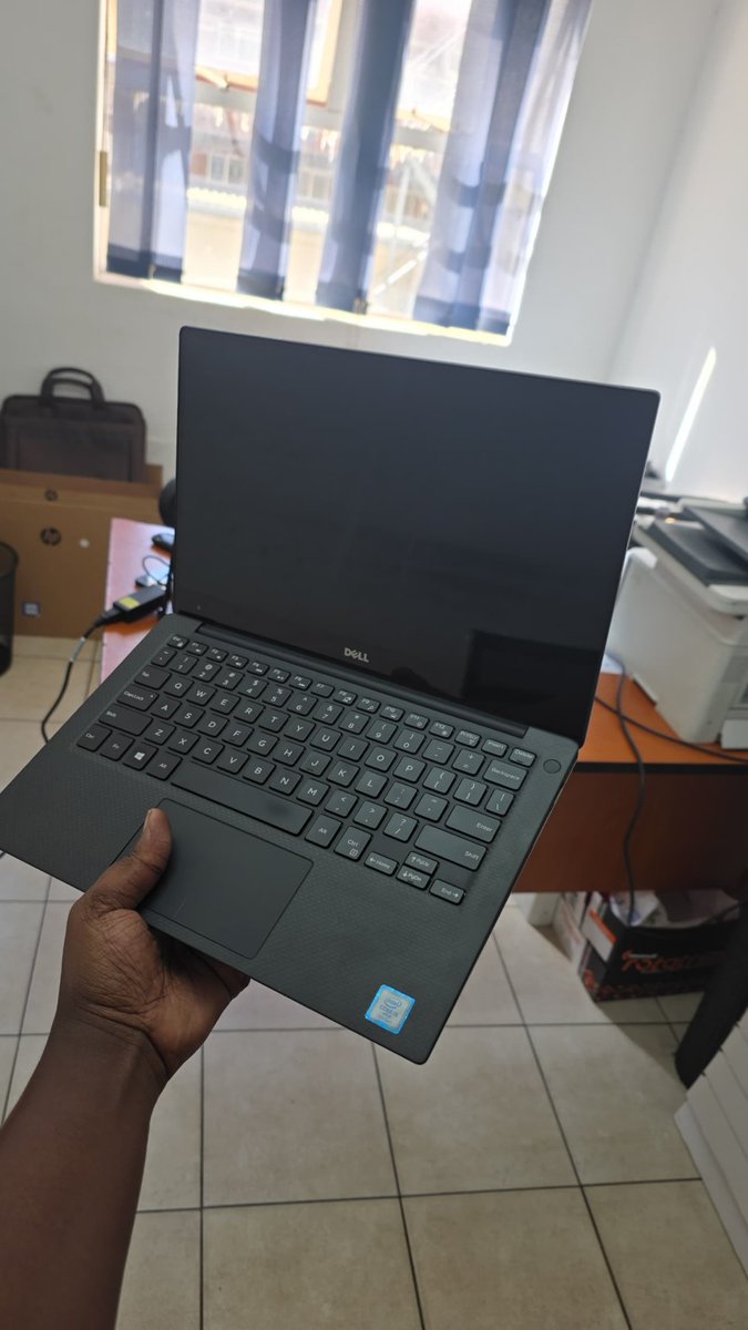 LogTechZW's tweet photo. king for a dependable laptop?  
Our **refurbished Dell laptops** are built for work, school, and everyday use Great performance. Better value. 
**Available now — limited stock.**
Dell XPS | 512 SSD | 16GiG Ram | Core i7  #DellLaptops https://t.co/WqBDmbjnWQ