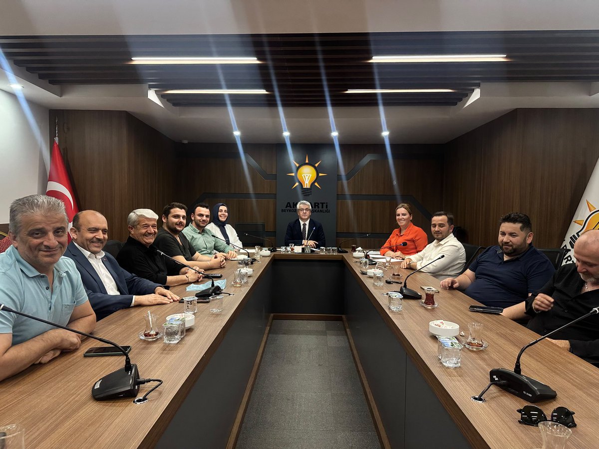 akozkanaydugan's tweet photo. Haftalık Olağan  Yönetim Kurulu Toplantımızı İlçe Başkan Vekilimiz Sn Nazım Kartbak'ın riyasetinde gerçekleştirdik. Toplantımızda alınan kararlar hayırlara vesile  olsun. https://t.co/JaoD5MV91W