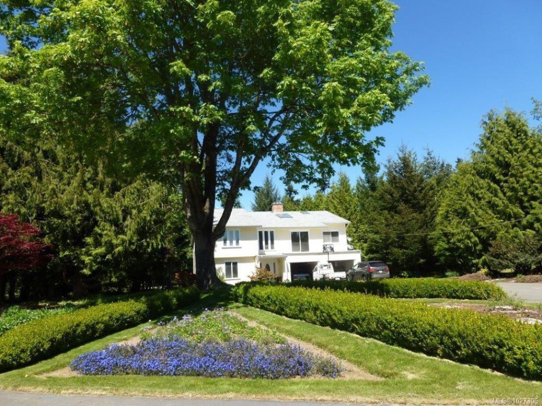 farmmarketercom's tweet photo. *ESTABLISHED, THRIVING* ORCHARD FOR SALE!
https://t.co/yjsoOvCCuw

Farm Type: Orchard
Acreage (Total): 13.19 
Province: B.C.
Agent: Nancy Vieira

#Findyourdreamproperty #farmmarketer #farmrealestate #farmrealtor #cdnfarmers #farmlifeisthebest #farm365 #fruit #canadarealestate https://t.co/ZMCvgglBOL
