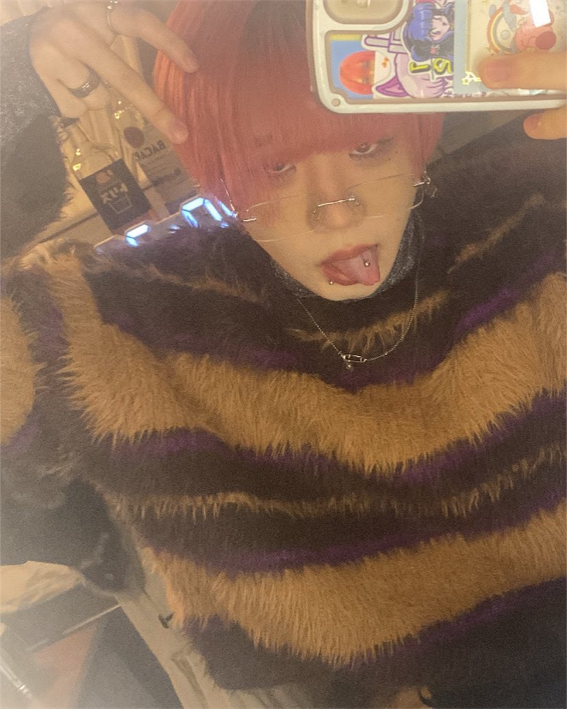 mousse_1_2's tweet photo. 派手髪戻したい欲が半端ない https://t.co/kqMXPe6mjA