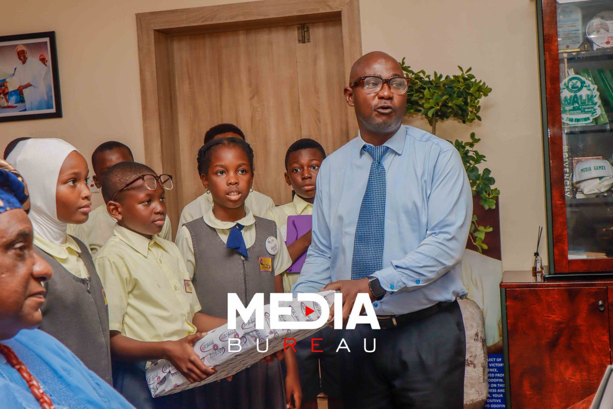 AMUWOODOFINLGA1's tweet photo. MORAL VILLE ACADEMY STUDENTS PRESENT GIFT TO EXECUTIVE CHAIRMAN

Students of Moral Ville Academy paid a courtesy visit to the Executive Chairman of Amuwo-Odofin Local Government, Prince Lanre Sanusi, during which they presented him with a thoughtful gift as a token of appreciation and admiration.

The Chairman commended the students for the kind gesture, encouraging them to remain focused on their education, uphold good values, and continue striving for excellence. He also reaffirmed his administration’s commitment to supporting initiatives that promote quality education and youth development across the local government.

Signed:
Josephine Owuye
Supervisor for Public Affairs & ICT
Amuwo-Odofin Local Government
