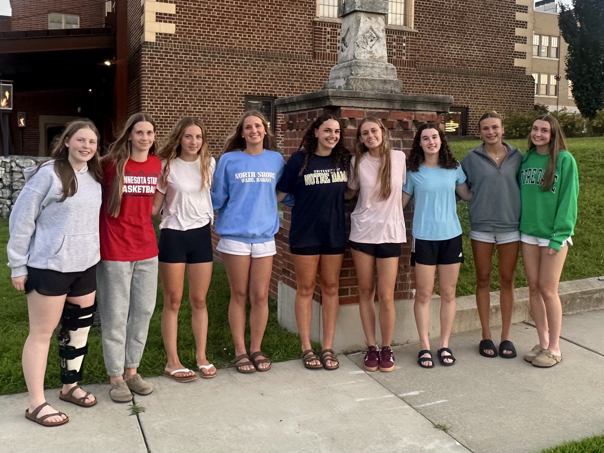 MNStars2029's tweet photo. 3SSB Session II near South Bend ✅

The squad battled over 4 days playing 6 games- finishing 4-2 during this event and 8-2 overall through both sessions.

Plenty of fun had on &amp; off the court.

Up Next: 3SSB 15U Nationals in Rock Hill!

#StarsFam https://t.co/dKNfwzJrly