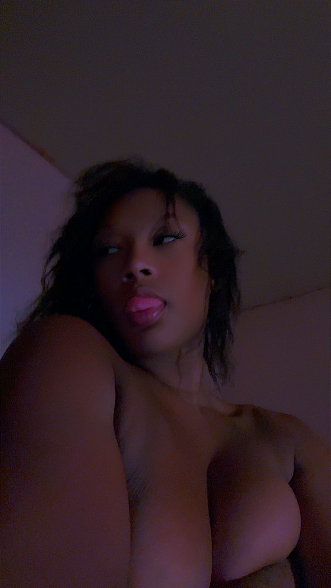Phillyma2thicc's tweet photo. Jus a freak🥰 https://t.co/8otODNZWNF