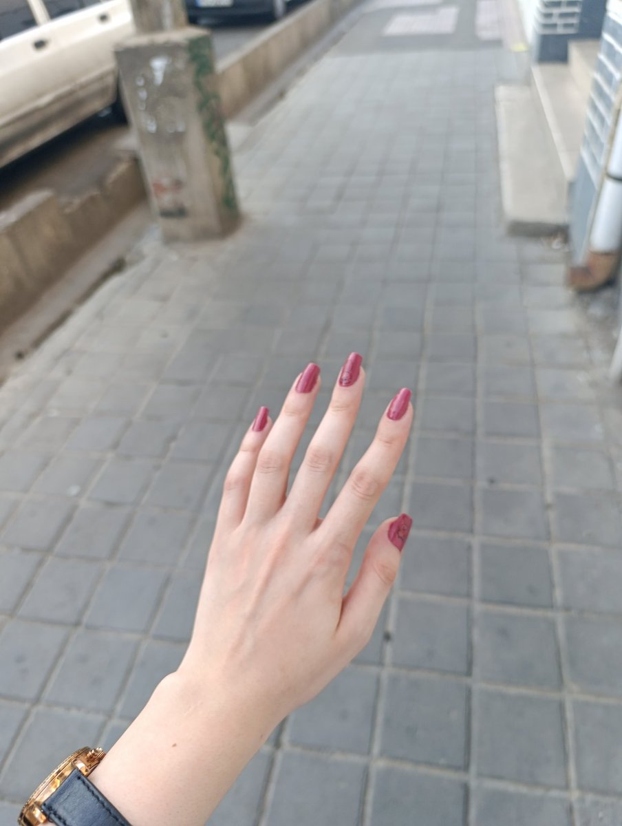 ‏مامانِ دایناسورا tweet media