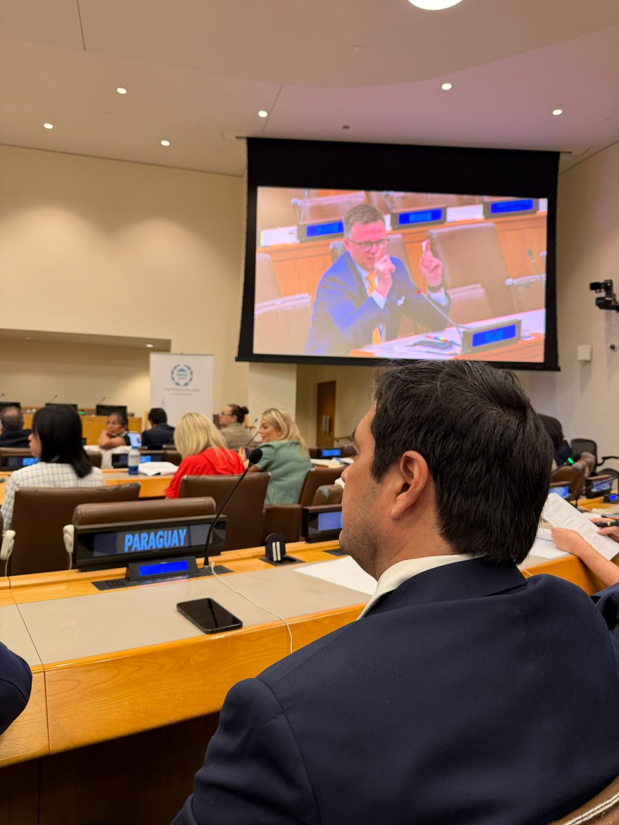 PARLASUR's tweet photo. 🌎El Presidente del PARLASUR, @rodrigamarrak, y el Vicepresidente, @DerlisMaidanaPy, participan en el Foro Parlamentario de la UIP, que se celebra en el marco del Foro Político de Alto Nivel sobre el Desarrollo Sostenible 2026 de las Naciones Unidas, en Nueva York. https://t.co/vvnZwxlFNy