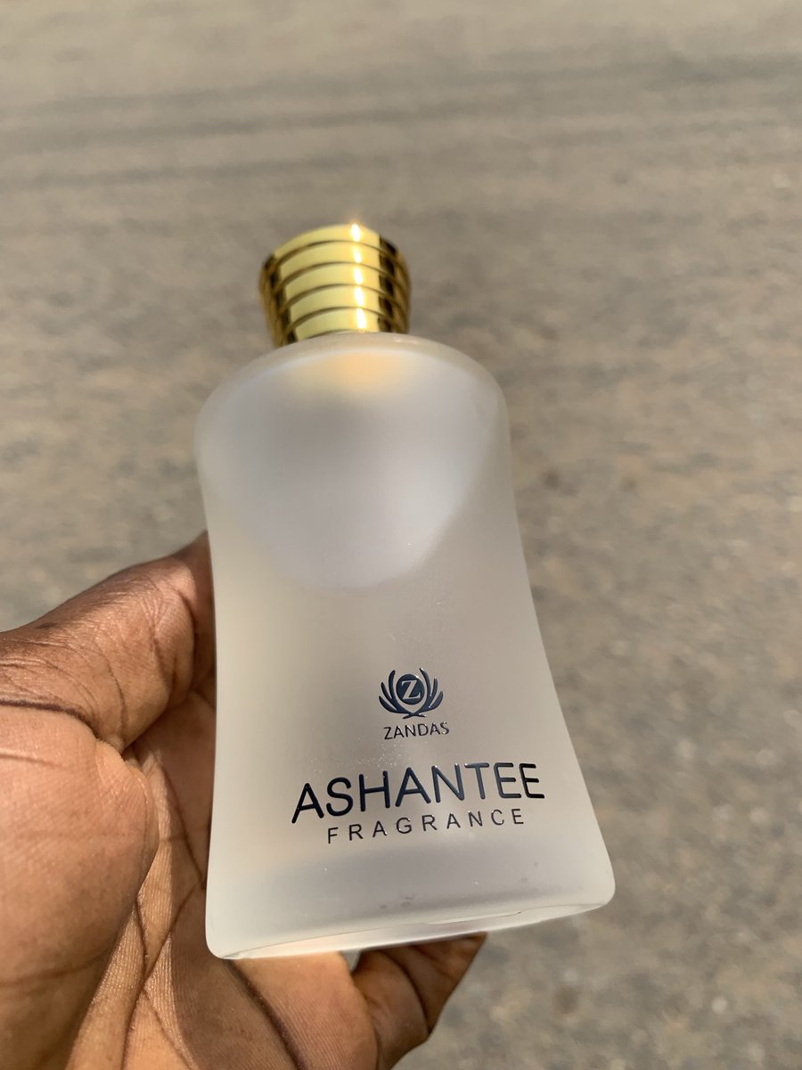 Rian_dperfumer's tweet photo. 5k perfumes https://t.co/nXvTNTamCi