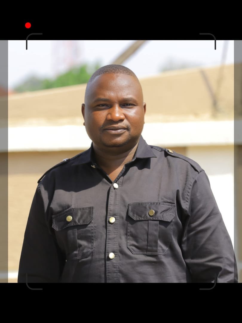 SabitiDavid17's tweet photo. REPRISE CONDITIONNELLE DU TRAVAIL AU CTE DE RWAMPARA en Ituri

Après une journée de grève par les médecins hier à Rwampara,  ISAAC NYAKULINDA, président de la SOCIT salut cette volonté tout en exigeant au Gouvernement des solutions urgentes pour éviter une catastrophe #Ebolaituri https://t.co/CQd8qCQ2Rc