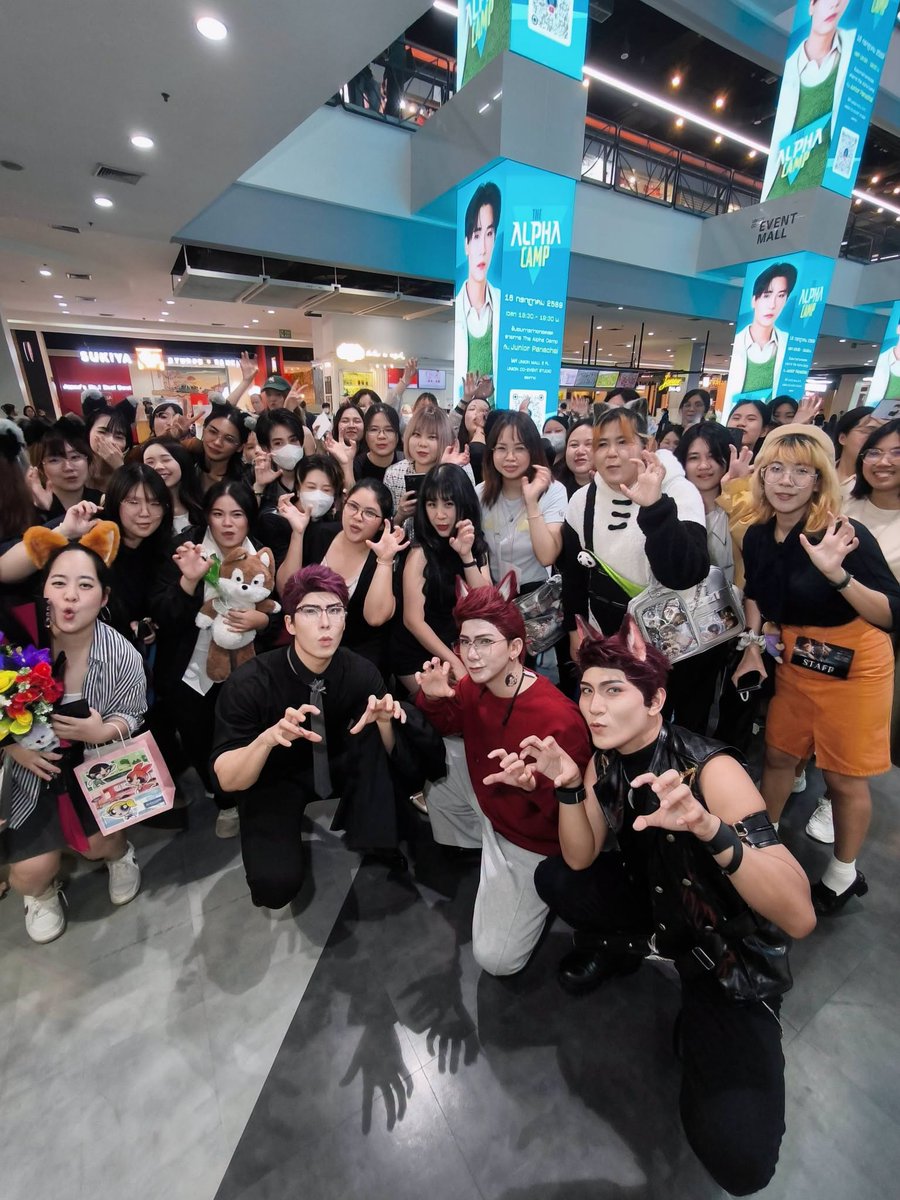 CMYK.cosplay tweet media
