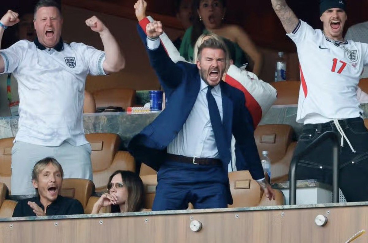 galgopuro's tweet photo. Primer gol de España y yo como Victoria Beckham

Vamos España #FranciaEspaña https://t.co/xTWdcus9B4