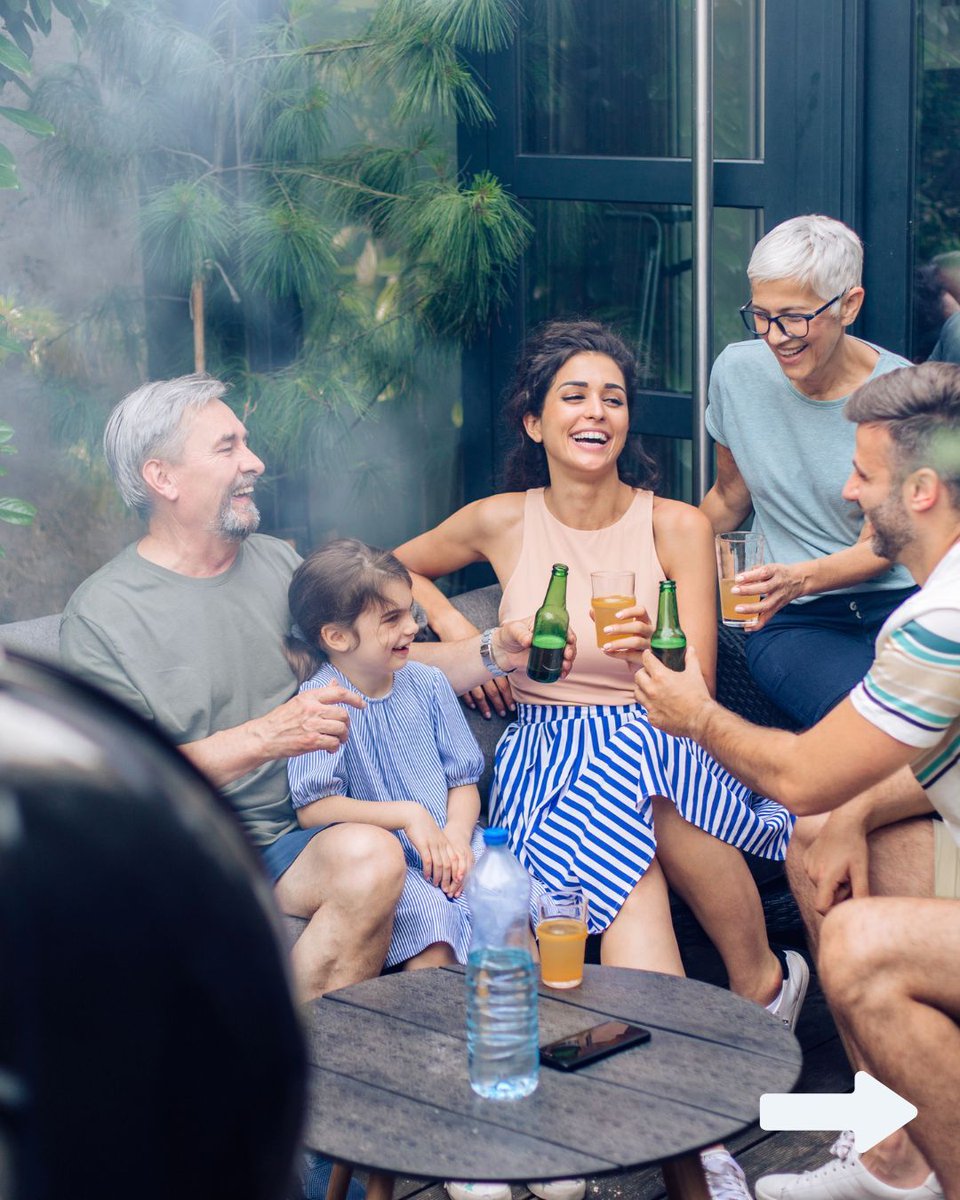 JohnnyHeathcoFD's tweet photo. 🔥🍔 Nothing says #summer like a backyard #barbecue. Before firing up the grill, make sure to keep #carbonmonoxide safety in mind.

Never use charcoal grills, propane grills, or other fuel-burning cooking equipment indoors, inside tents, garages, or enclosed patios.

#bbq https://t.co/MZk6MH6VjC