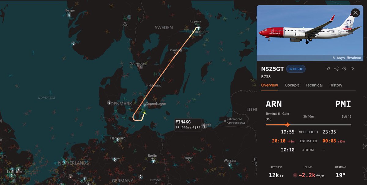 airlivenet's tweet photo. LIVE Norwegian #D85601 to PMI is diverting to Copenhagen @wingbits https://t.co/x9MbywZvxb