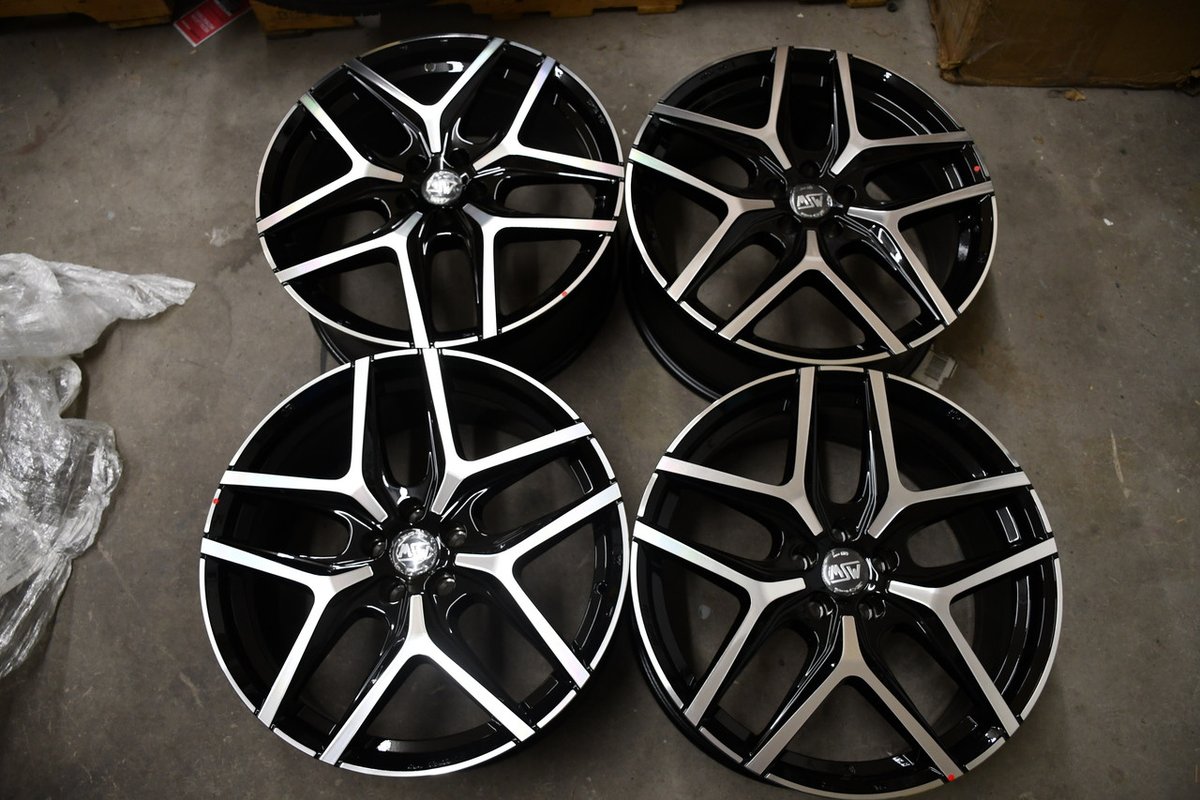 a2iwheels's tweet photo. BIG DISCOUNT ALERT!!! Used Set 4 20x8.5 5x110 31mm MSW Type 40 Black Machined Face Wheels.
$600 for the set. https://t.co/aYVbAcFFF1
#MSW #mswwheels #usedwheels #wheels #rims #wheelsale #sale #discount #autosale #automotive #Sedan #Coupe #customwheels #streetwheels #cars #car https://t.co/QCLbqTIYUS