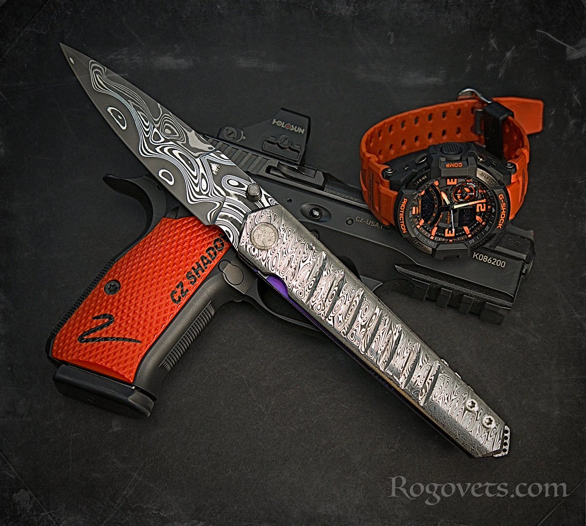 ExtremAddiction's tweet photo. #rogovets #damascus #damasteel #customknife #custommade https://t.co/3hS5JW8JHy