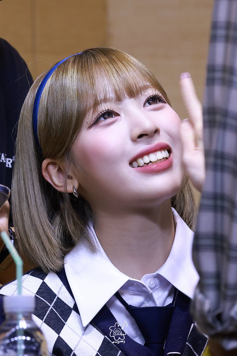 Maylody_0819's tweet photo. 260710

#RESCENE #리센느
#MAY #메이 https://t.co/1DaqIisCfg