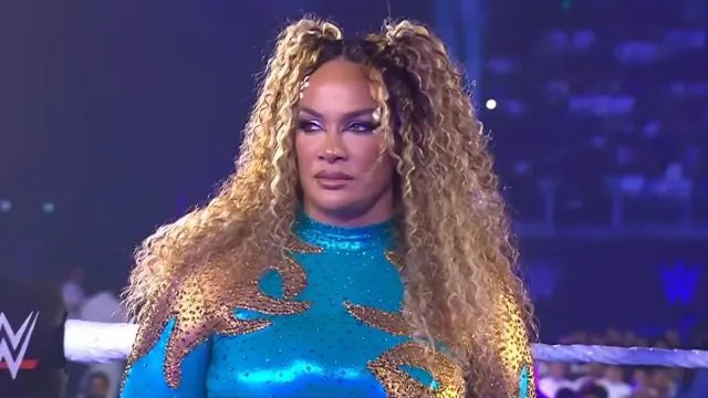 mothoughtts's tweet photo. She’s not ugly at all. She just doesn’t have the stereotypical body type men like. 

Real ones been peep how fine Nia is since day uno. https://t.co/WIZfke0jRX