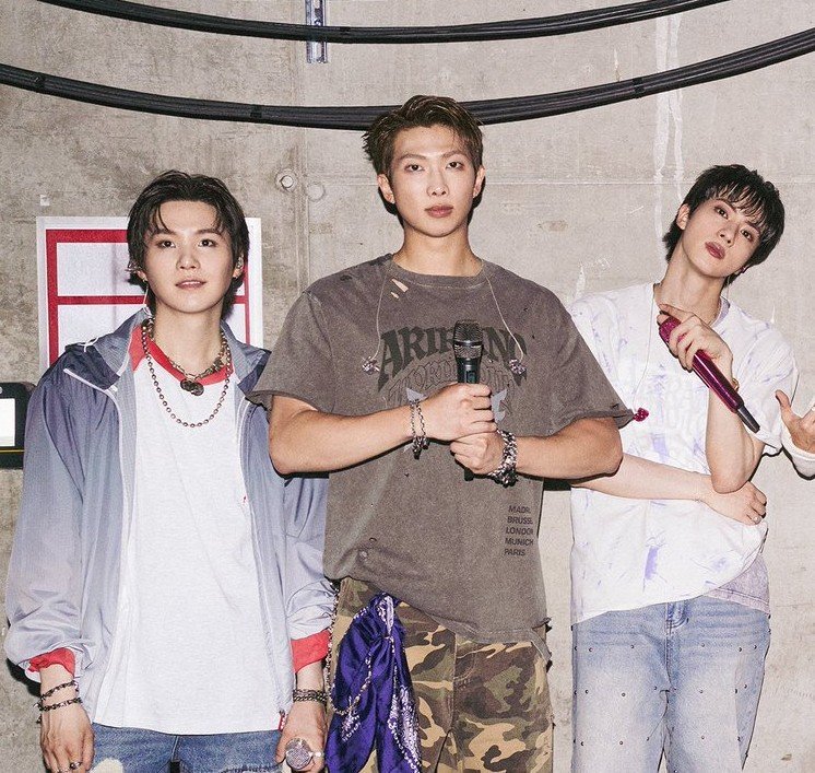 JOONHUTE𝄢♮ tweet media