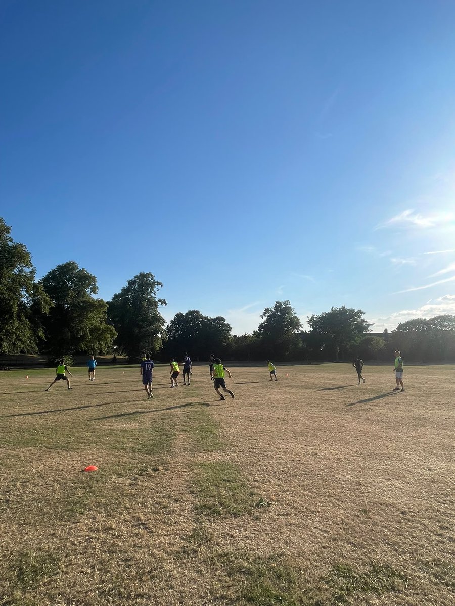 Putney Town FC tweet media